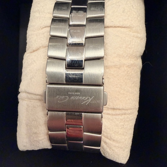 Kenneth Cole Silver and Black Men's Watch - Picture 4 of 5